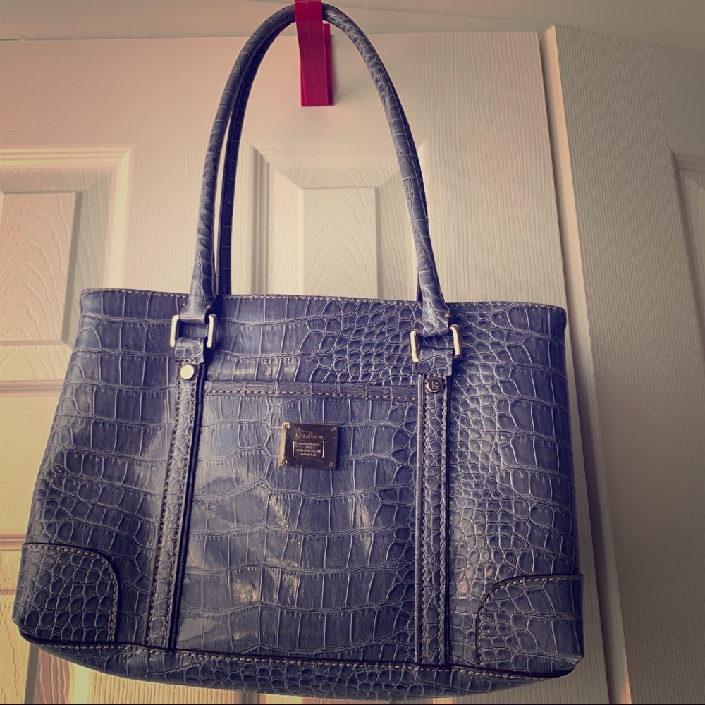 $$$ Liz Claiborne tote